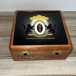 Onyx Reserve Dominican Republic Wooden Cigar Box Belicoso Empty